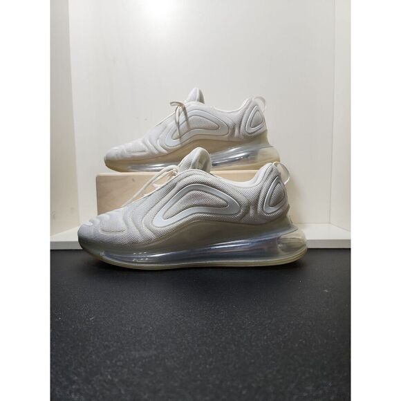Nike Air Max 720 Shoes in White/Metallic Platinum/Pure Platinum - Picture 1 of 7